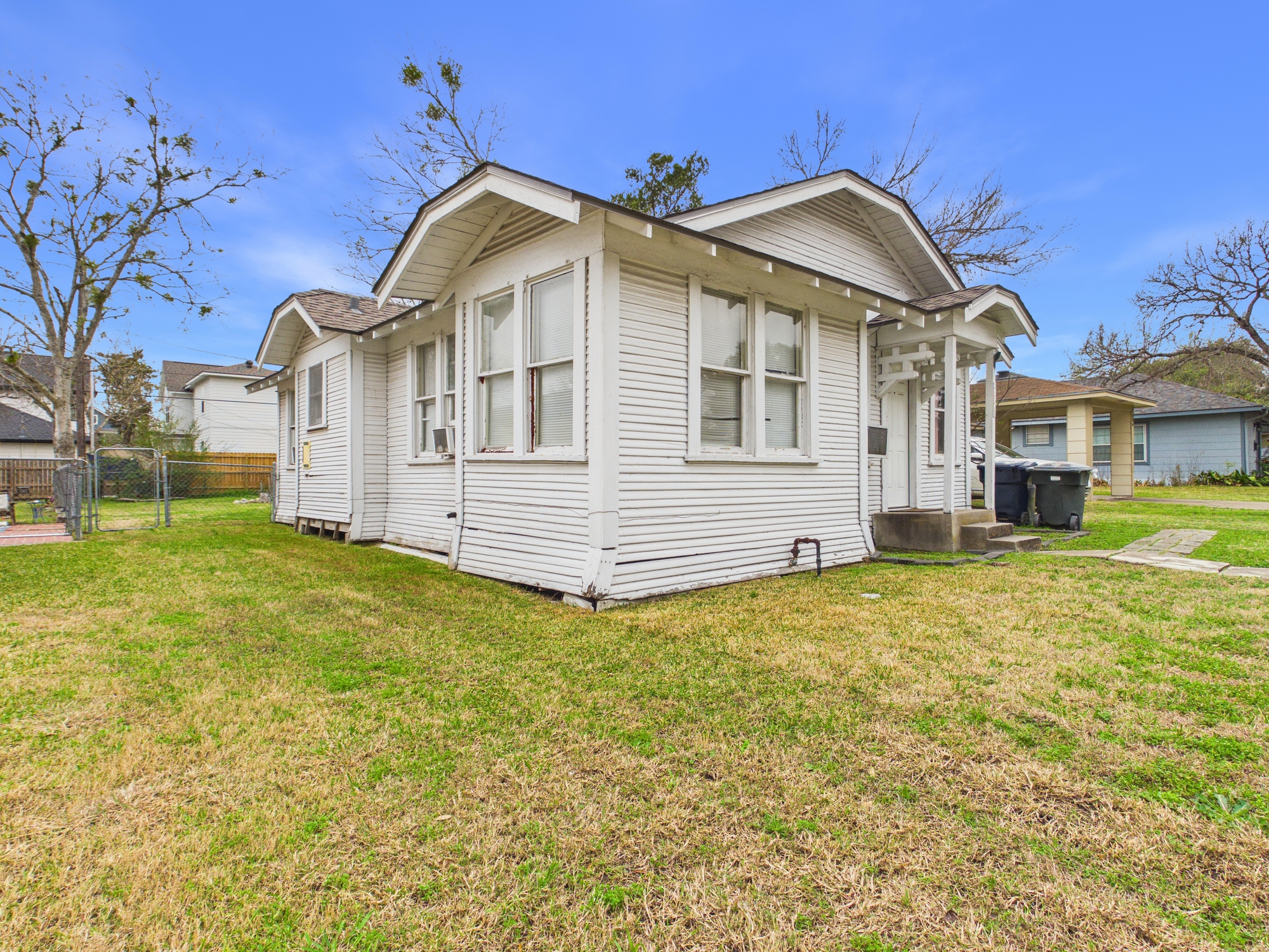 Property thumbnail image