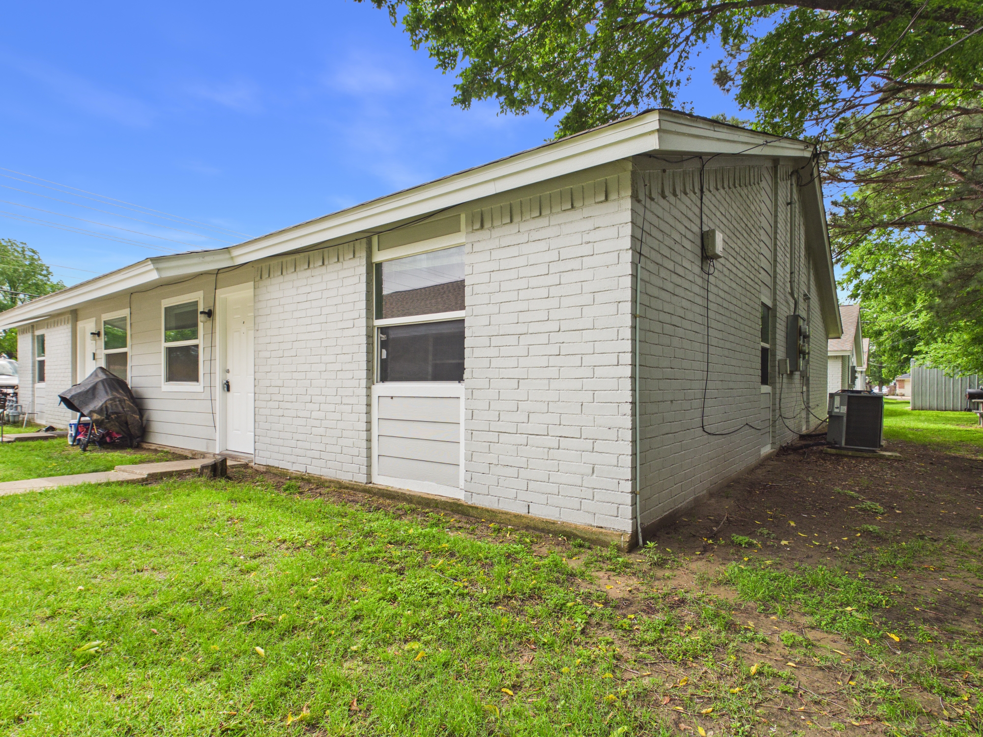 1906 Finfeather Road