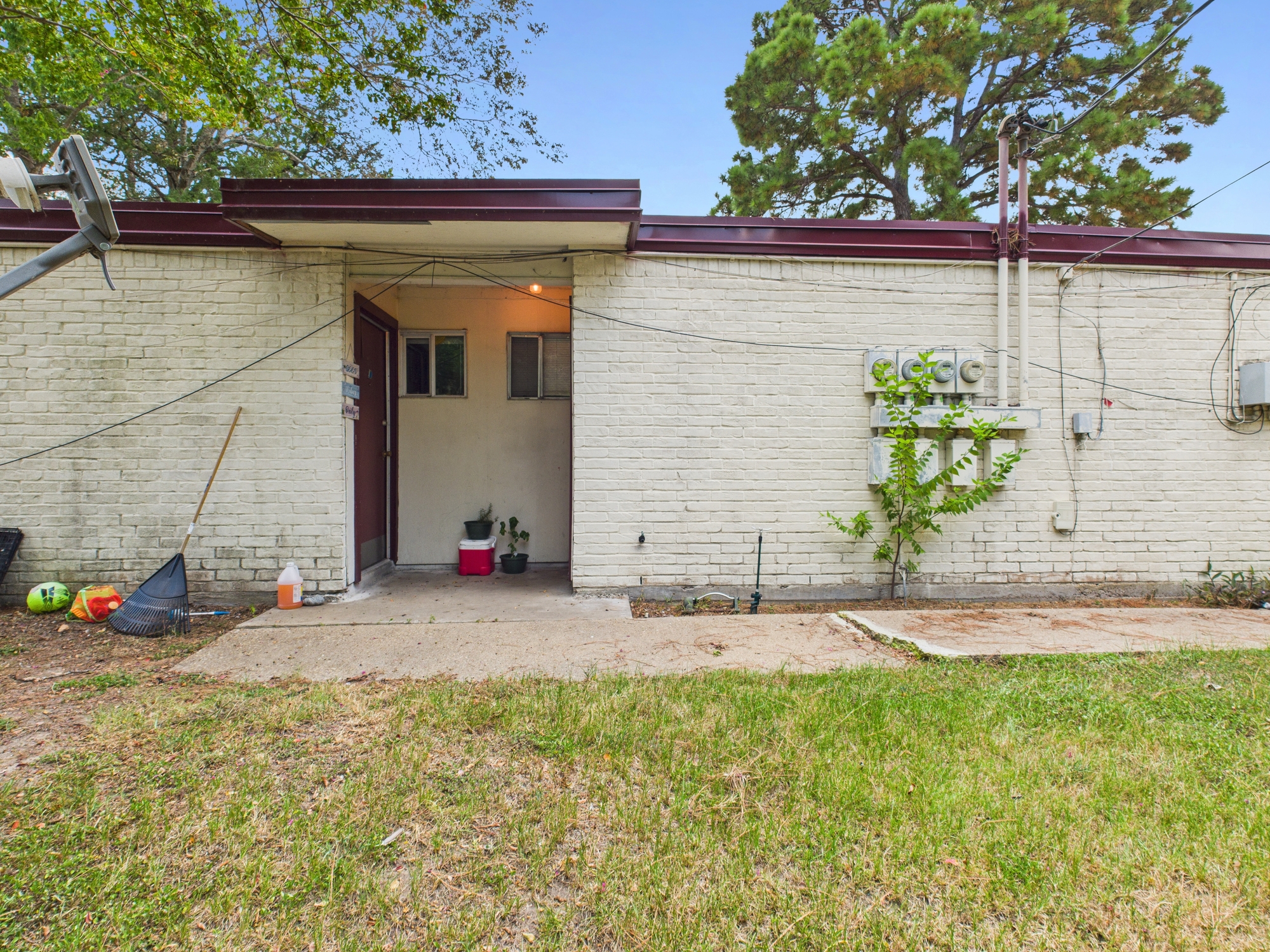 308 Ehlinger Drive